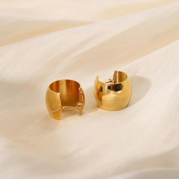 18K Gold Plated Chunky Ball Hoop Earrings - Picture 2 of 9